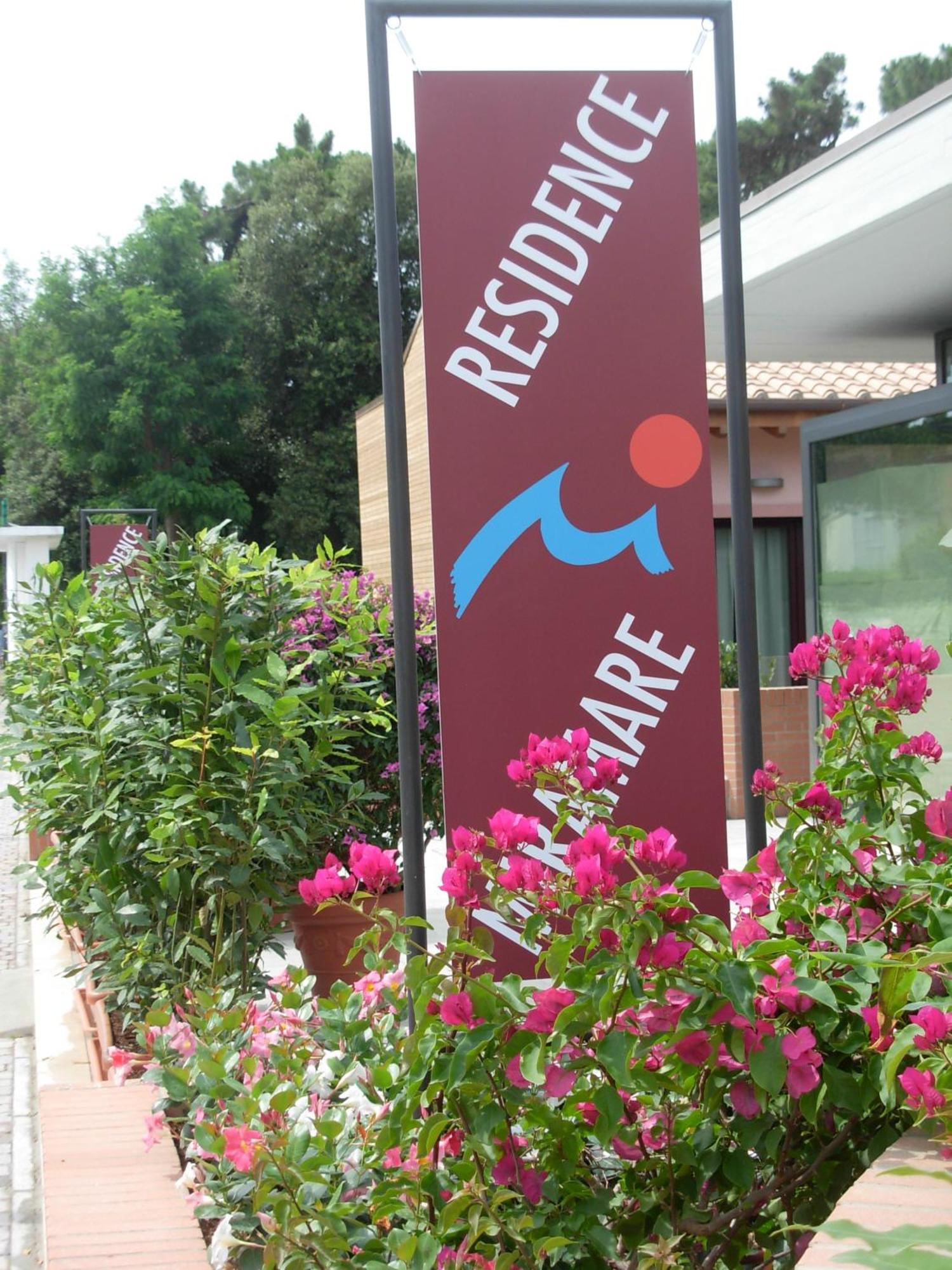 Miramare Resort Tirrenia Eksteriør bilde